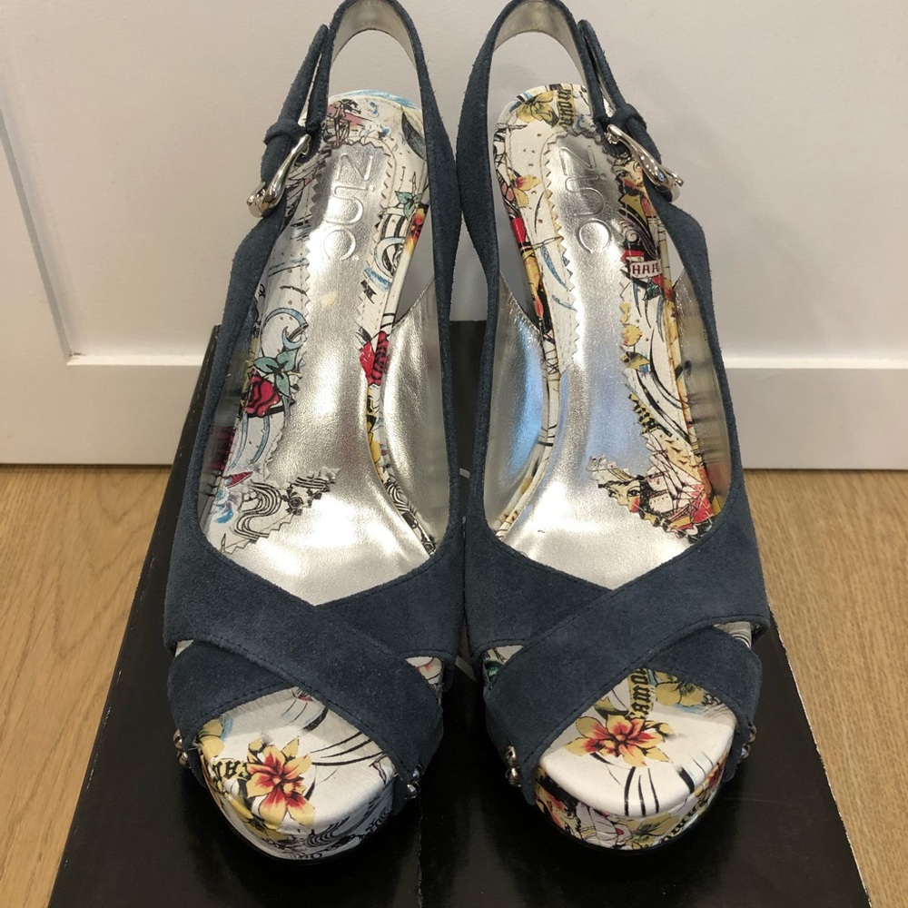 New with box, Zinc, Navy suede platform, leather upper, size 8.